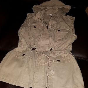 Khaki vest